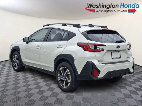 Used 2024 Subaru Crosstrek 2.0i Premium AWD/4WD image 4