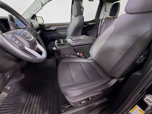 Used 2025 GMC Sierra 1500 Elevation AWD/4WD image 2