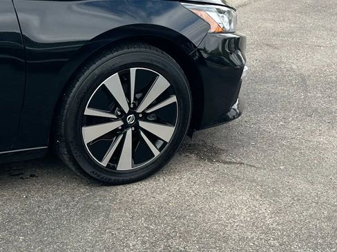 Used 2022 Nissan Altima 2.5 SV image 9