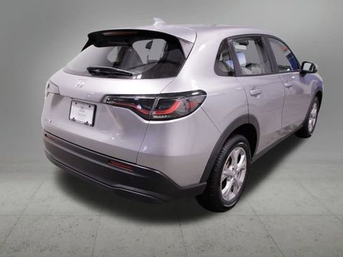 Certified 2023 Honda HR-V LX image 6