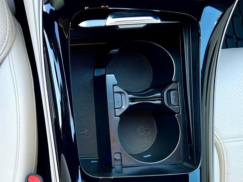 Used 2024 Mercedes-Benz C 300 4MATIC Sedan image 31