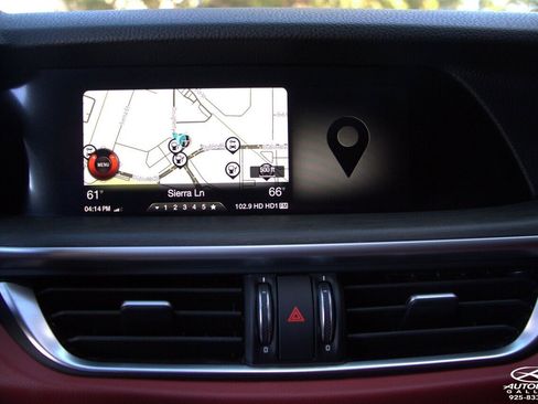 Used 2019 Alfa Romeo Stelvio Ti image 39