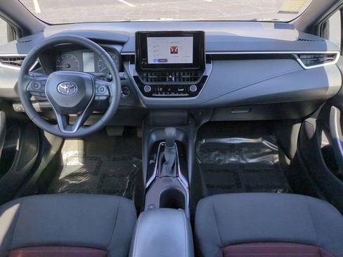 Used 2025 Toyota Corolla SE image 15