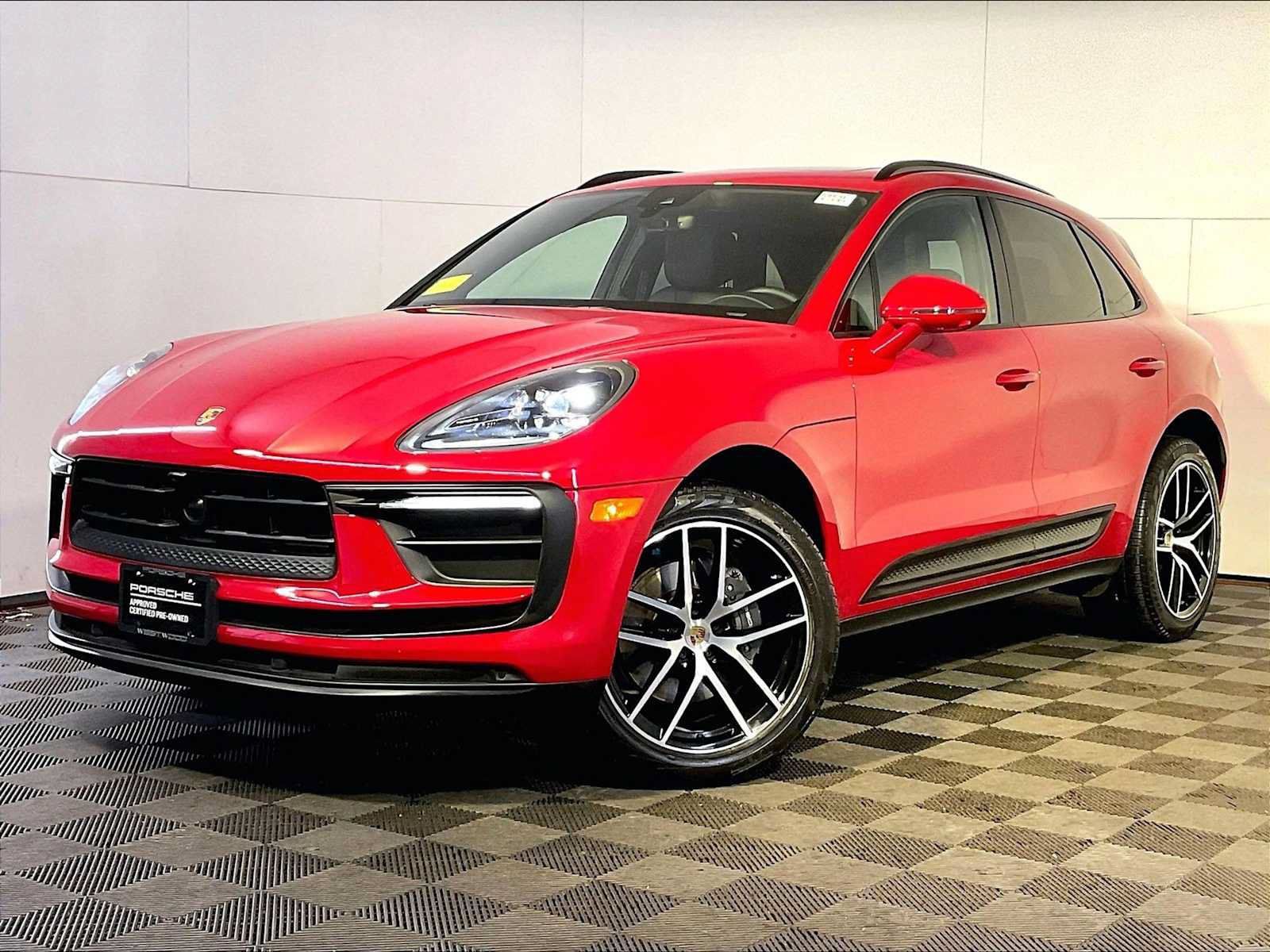 Certified 2023 Porsche Macan AWD/4WD image 1