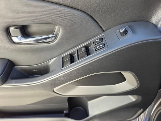 Used 2022 Nissan Frontier SV AWD/4WD image 17