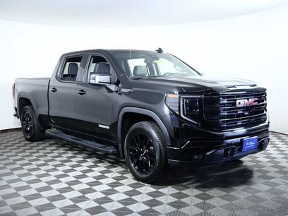 Used 2025 GMC Sierra 1500 Elevation w/ Elevation Premium Package