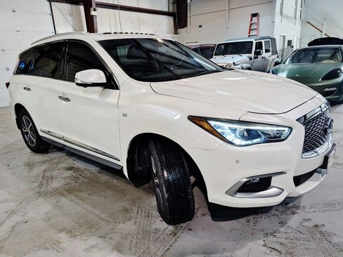 Used 2016 INFINITI QX60 Luxe w/ Premium Plus Package image 11