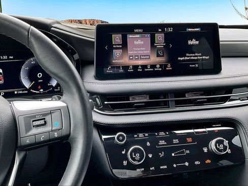 Used 2025 INFINITI QX60 Luxe w/ Vision Package image 6