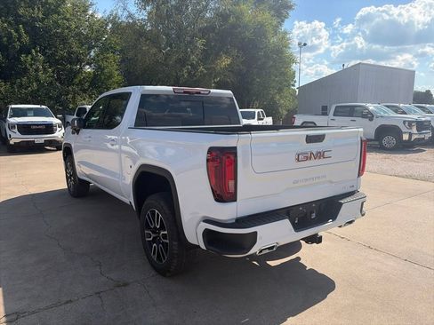 New 2026 GMC Sierra 1500 AT4 w/ AT4 Premium Package AWD/4WD image 4