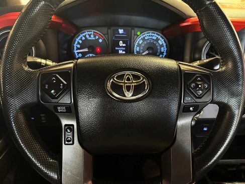 Used 2016 Toyota Tacoma TRD Sport w/ Towing Package RWD image 24