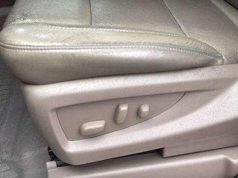 Used 2018 GMC Yukon XL SLT w/ Open Road Package image 22