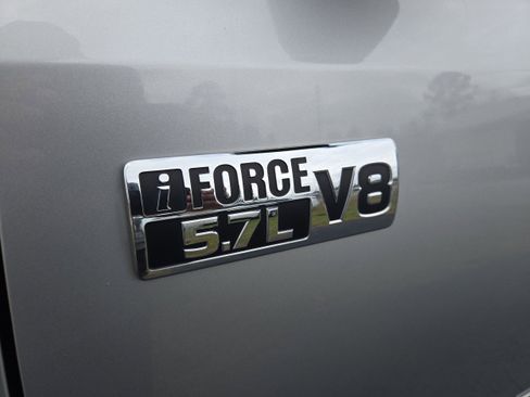 Used 2018 Toyota Tundra SR5 image 42