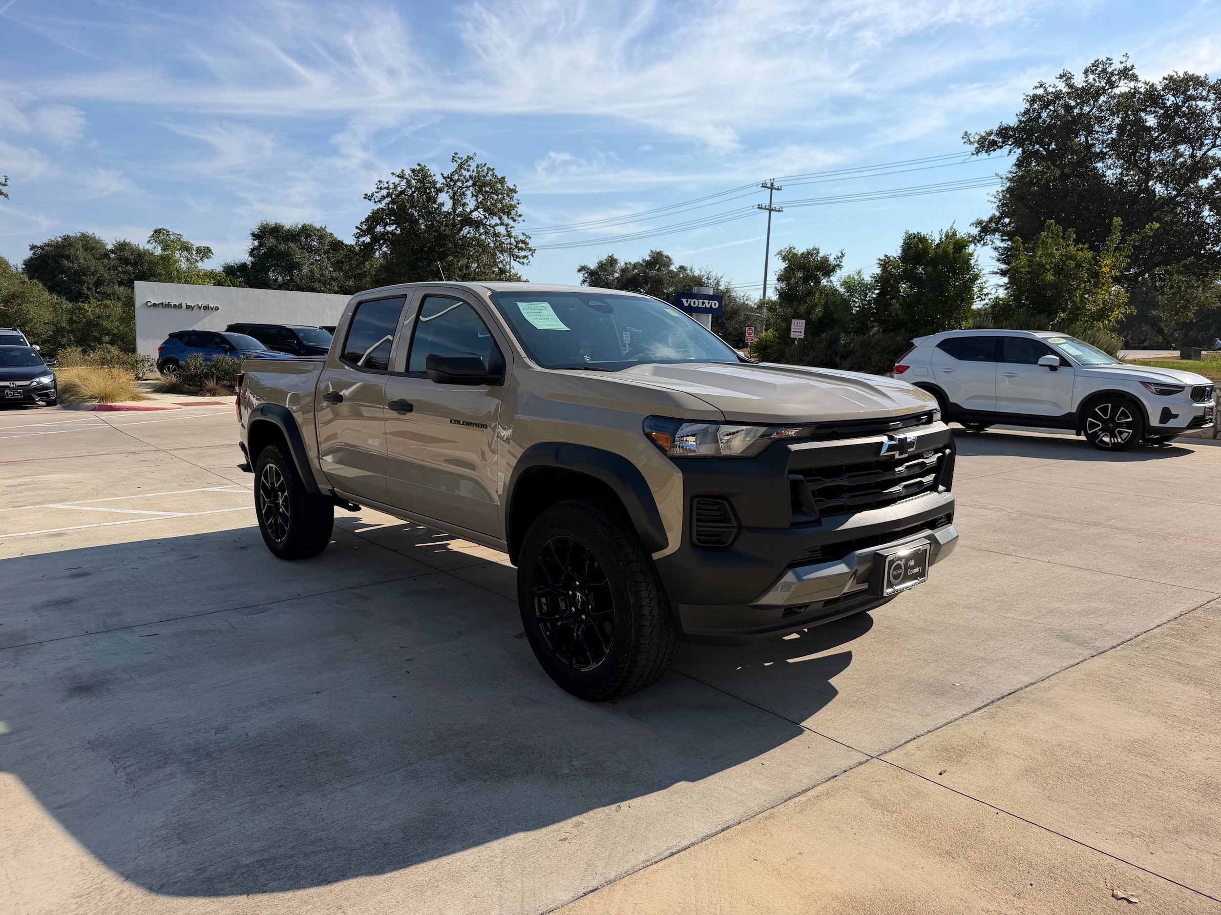 Used 2023 Chevrolet Colorado Trail Boss w/ LPO, Dark Essentials Package AWD/4WD image 7