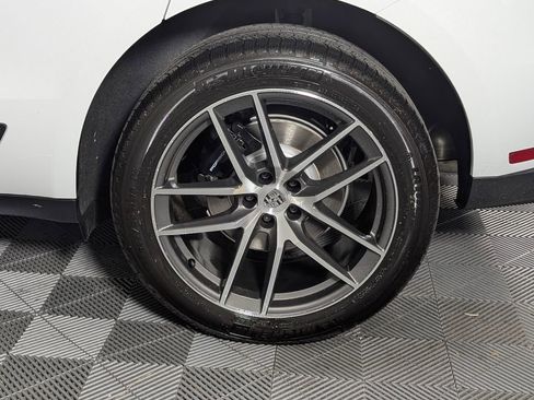 New 2026 Porsche Macan S image 12