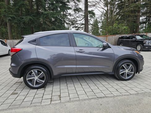 Used 2022 Honda HR-V EX image 8