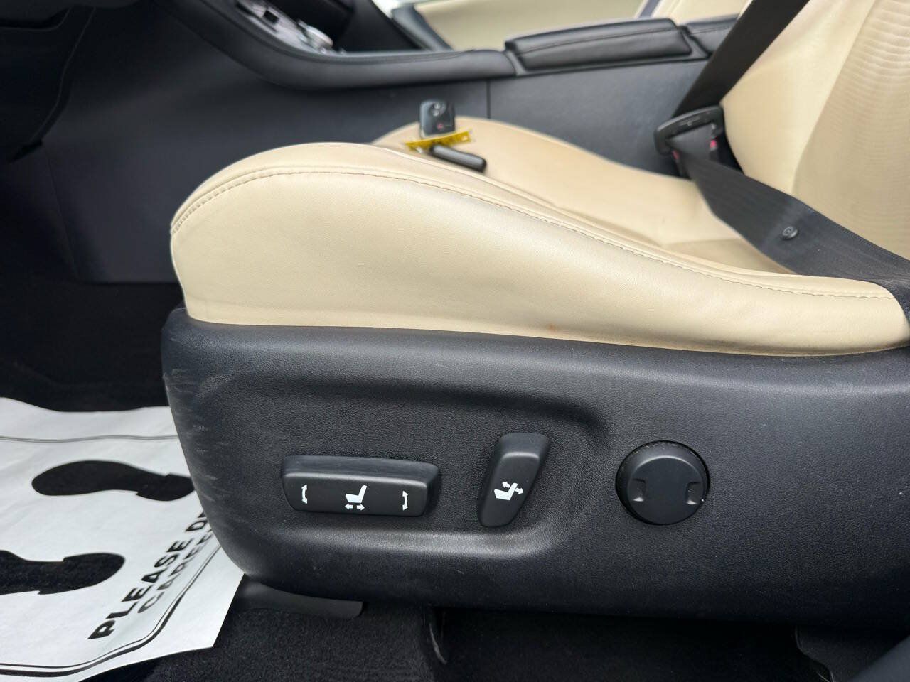 Used 2013 Lexus CT 200h w/ Seat Comfort Pkg FWD image 53
