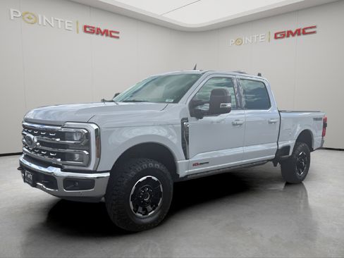 Used 2026 Ford F250 Lariat w/ Tremor Off-Road Package AWD/4WD image 7