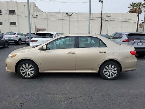 Used 2013 Toyota Corolla LE image 4