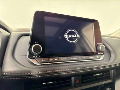 Certified 2023 Nissan Rogue SV w/ SV Premium B Package image 7