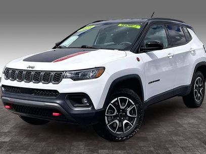 Used 2025 Jeep Compass Trailhawk