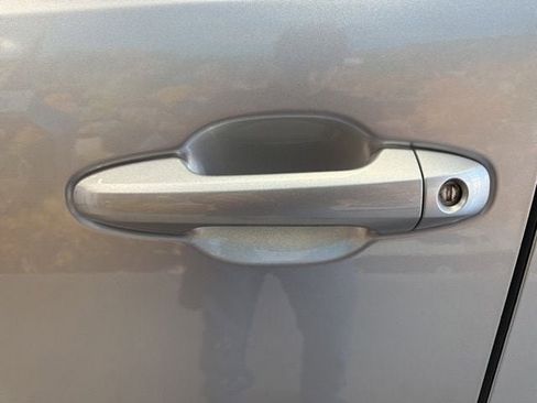 Used 2020 Toyota Tacoma TRD Sport image 16