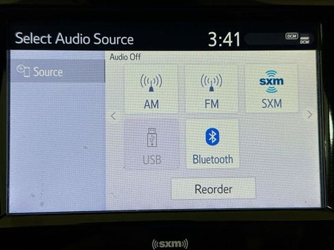 Used 2020 Toyota Camry LE image 15