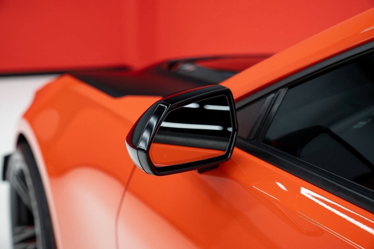 Used 2019 Chevrolet Camaro ZL1 RWD image 34