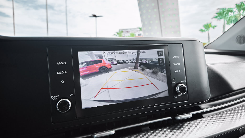 Used 2022 Kia Carnival LX FWD image 29