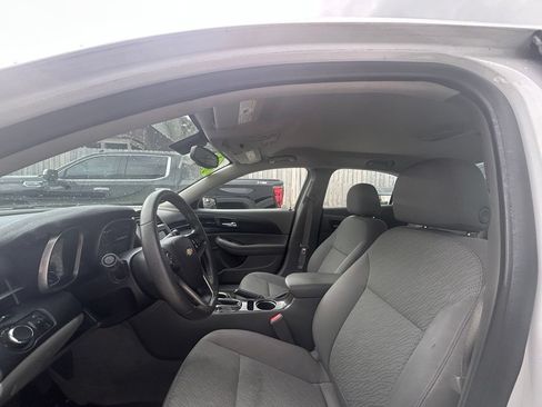 Used 2014 Chevrolet Malibu LS FWD image 10