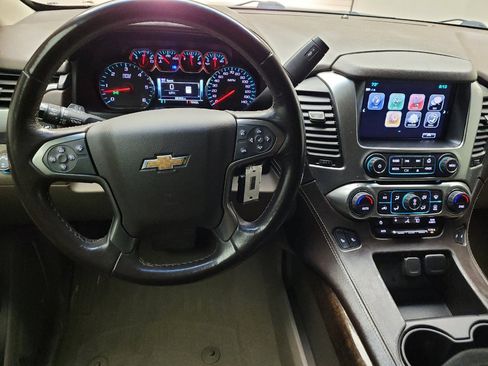 Used 2019 Chevrolet Suburban LT AWD/4WD image 22