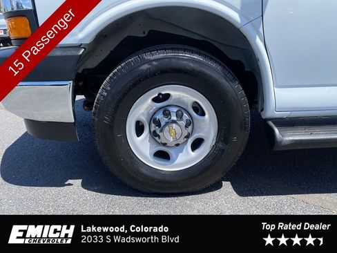 Used 2025 Chevrolet Express 3500 LT w/ LT Preferred Equipment Group RWD image 25
