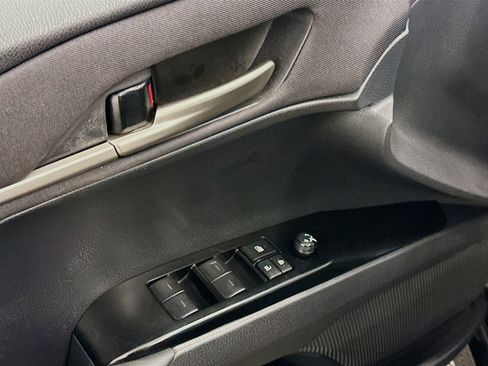 Used 2025 Toyota Camry LE image 15