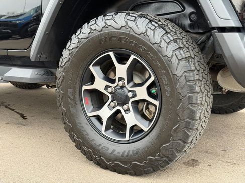 Used 2021 Jeep Wrangler Rubicon w/ LED Lighting Group image 24