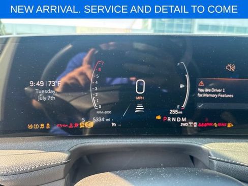 Used 2024 Cadillac XT4 Premium Luxury w/ Cold Weather Package AWD/4WD image 11