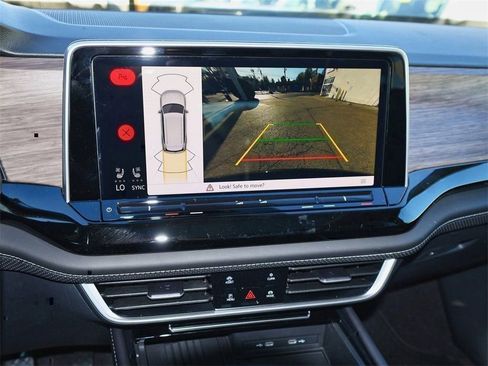 New 2026 Volkswagen Atlas SEL AWD/4WD image 22