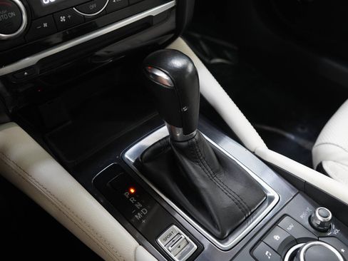 Used 2016 MAZDA MAZDA6 Grand Touring w/ GT Technology Package FWD image 21