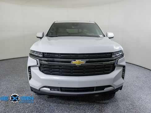 Used 2023 Chevrolet Tahoe High Country AWD/4WD image 2