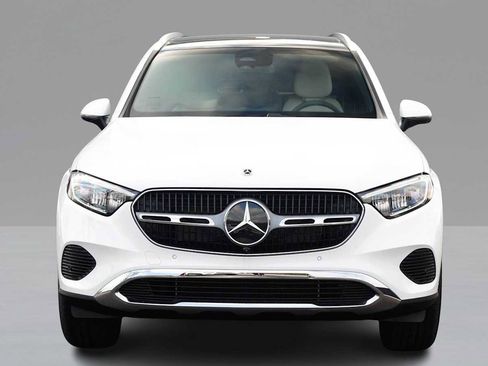 New 2026 Mercedes-Benz GLC 300 GLC 300 image 2