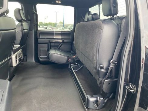 Used 2019 Ford F150 Lariat w/ Equipment Group 502A Luxury AWD/4WD image 17