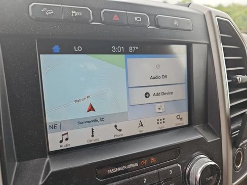 Used 2019 Ford F150 Lariat w/ Equipment Group 502A Luxury AWD/4WD image 18