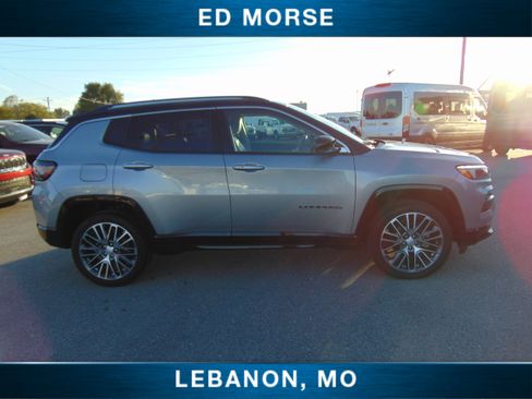Used 2022 Jeep Compass Limited w/ Elite Group image 5