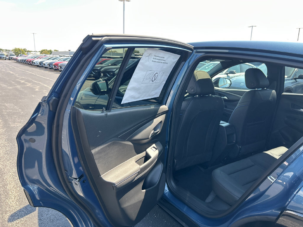 New 2026 Buick Envista Sport Touring w/ Convenience I Package FWD image 32