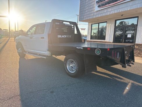 Used 2024 RAM 3500 SLT w/ Quick Order Package 2YG SLT image 5