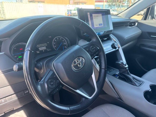 Used 2023 Toyota Venza LE AWD/4WD image 10