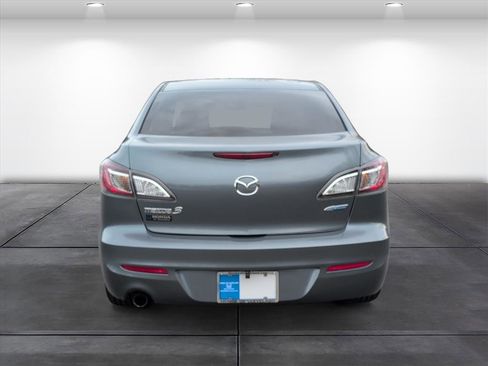 Used 2013 MAZDA MAZDA3 i Touring w/ Preferred Equipment Pkg image 5