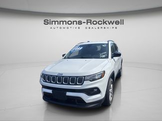 Used 2022 Jeep Compass Latitude w/ Convenience Group video 1