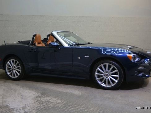 Used 2018 FIAT 124 Spider Lusso w/ Convenience Group image 27