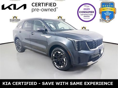Certified 2024 Kia Sorento S image 1