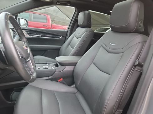Used 2023 Cadillac XT5 Premium Luxury FWD image 15