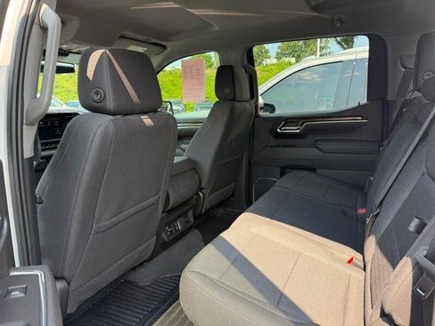 Used 2025 GMC Sierra 1500 Elevation RWD image 9